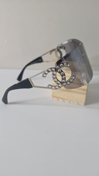 Designer-inspired sunglasses